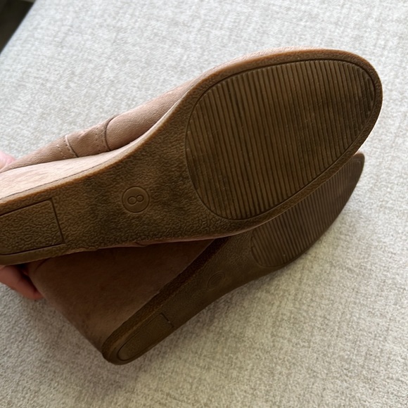 Universal Threads Wedges - Picture 5 of 6